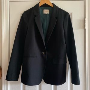 EUC LOFT boyfriend blazer size 6